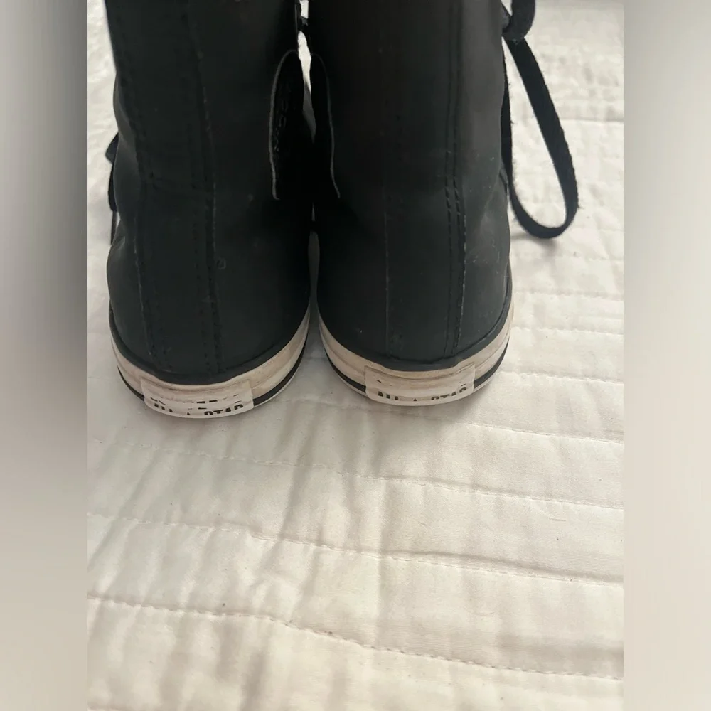 Converse Chuck Taylor All Star Glitter Leather High Top Sneaker